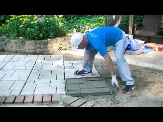 Jak zrobić chodnik z formy do betonu - proste kroki i porady