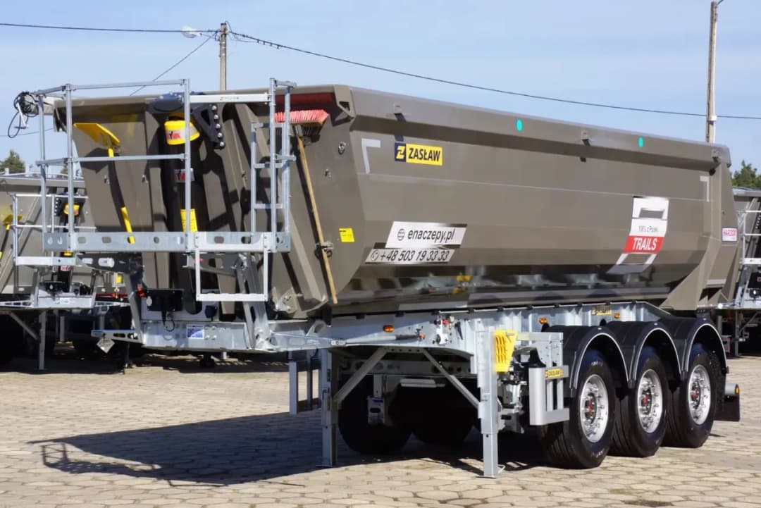 Ile m3 ma naczepa wywrotka? Odkryj zaskakujące pojemności!